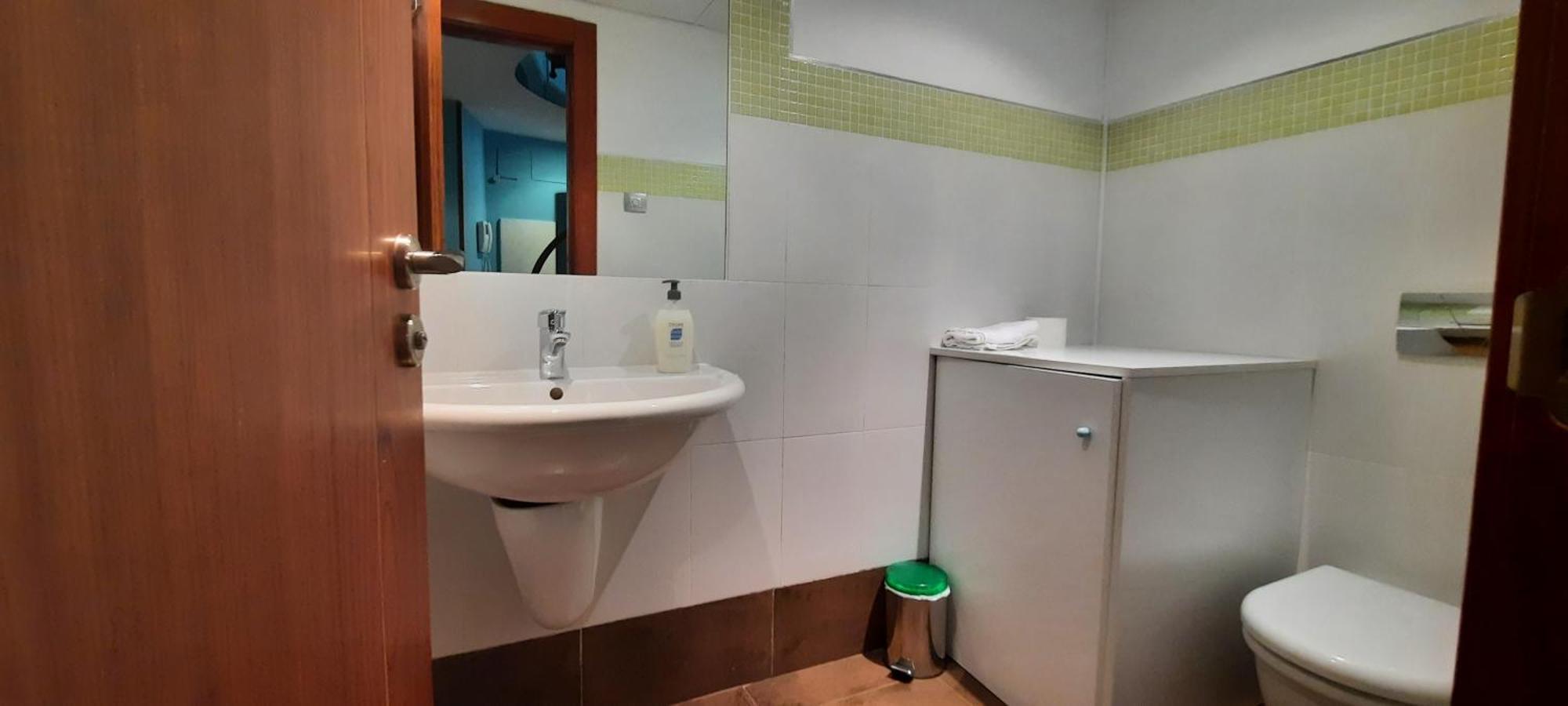 Palacio Sirvente Mieres - Parking Gratuito Andújar Quarto foto